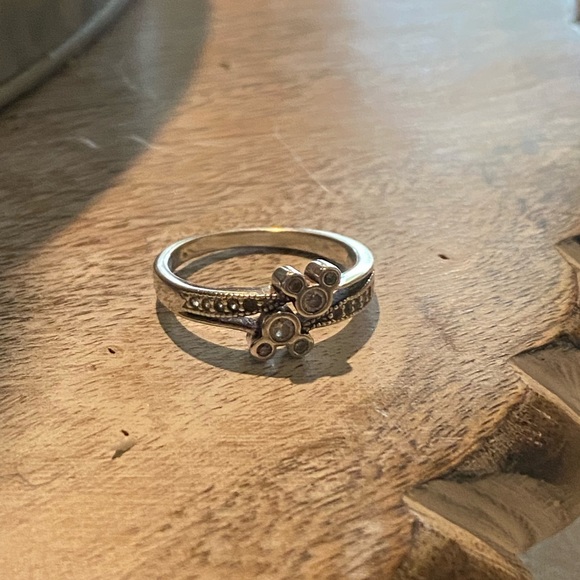 Walt Disney World Mickey heads with cubic zirconia Stones  .925 sterling sz 8 - Picture 3 of 6